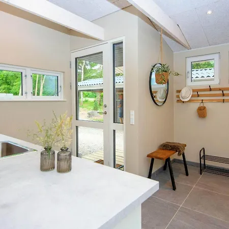Three-bedroom Holiday In 15 Toftlund